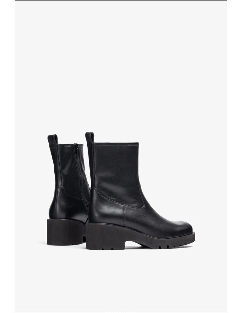 Boots À Bout Carré Avec Semelles Track En Cuir